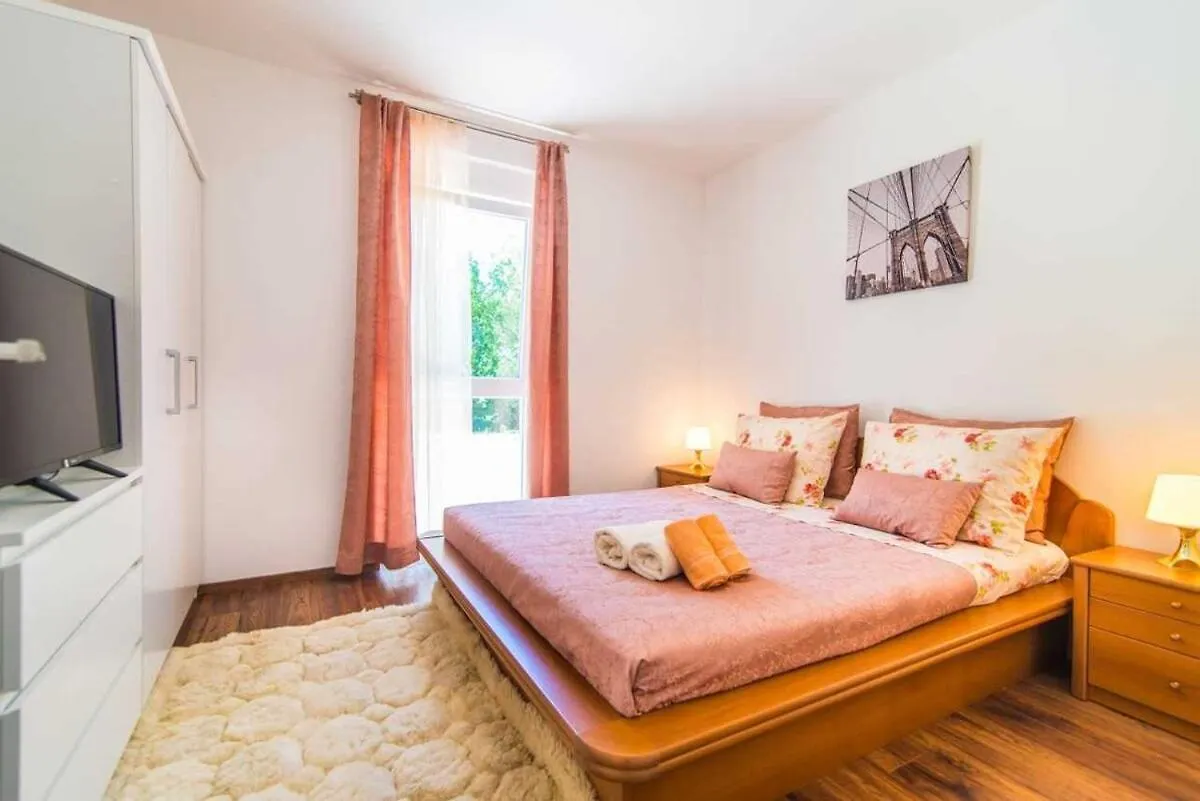 Villa Sofia By Kompas Villas Santalezi 0*,